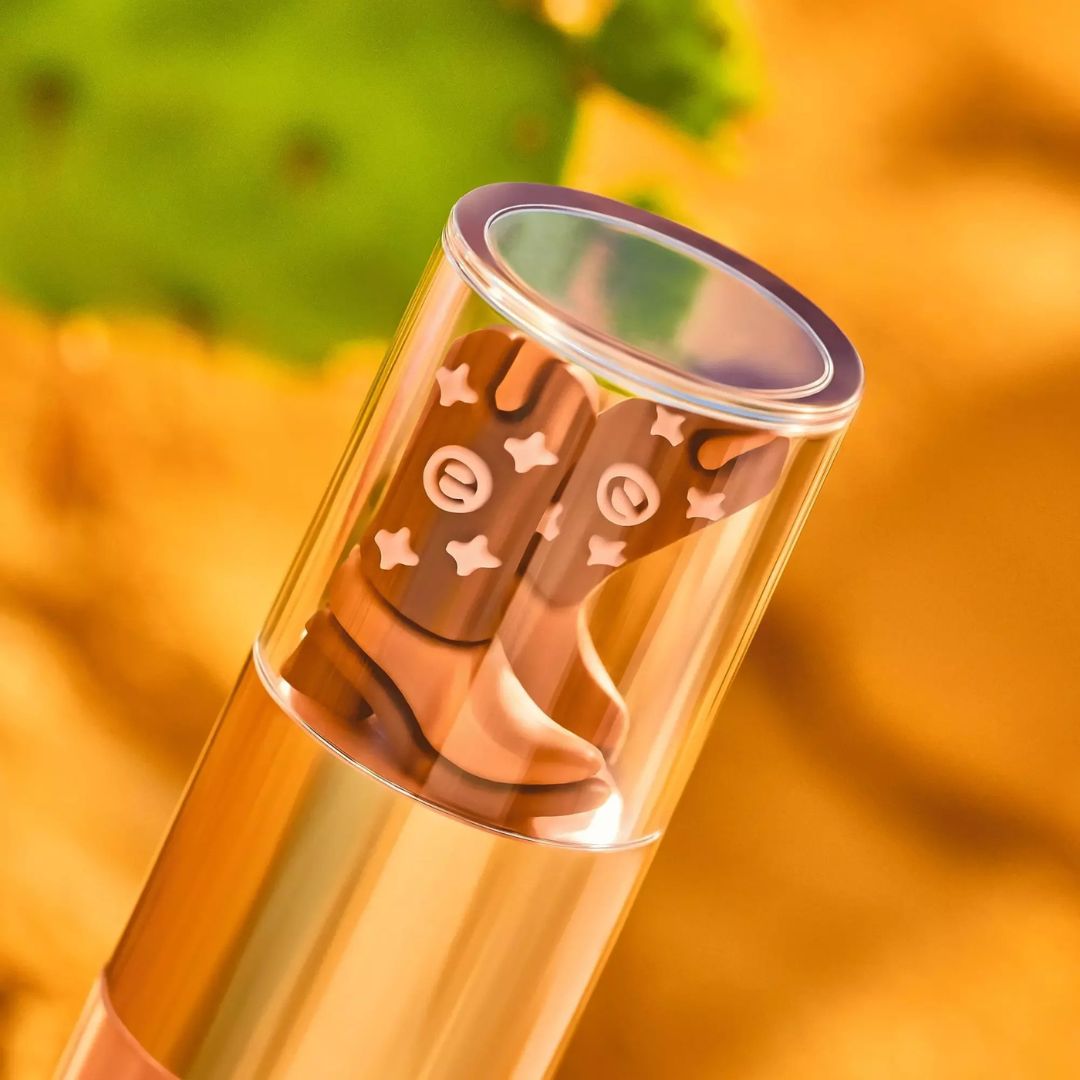 Essence YEE HAW! Plumping Lip Oil 01 Boots On, Carry On! 