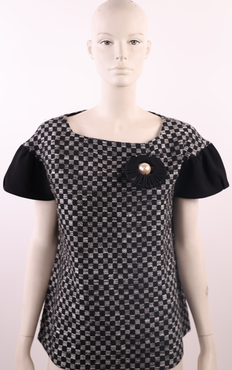 BADOO Badoo black and white top | Loolia Closet