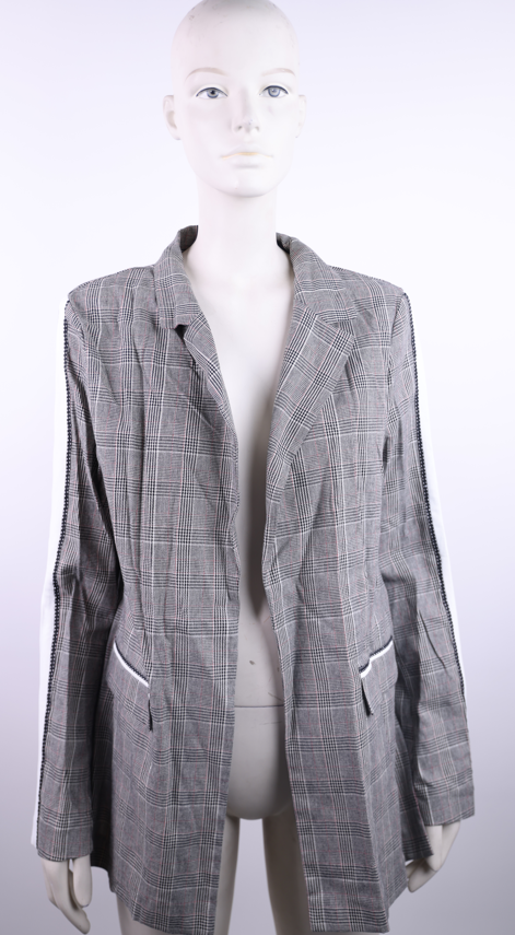 EIGHT Eight grey stripped blazer | Loolia Closet