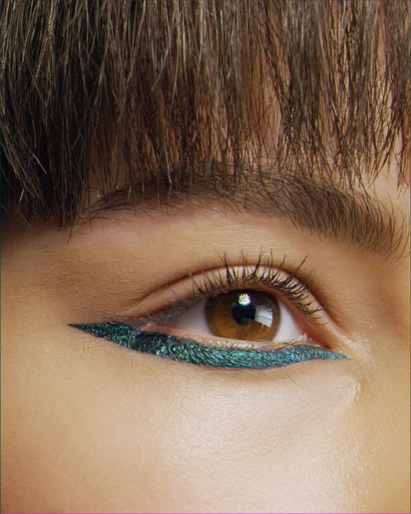 L'Oreal Paris - Matte Signature Liner (5 Colors)